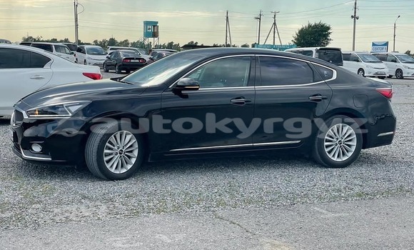 Buy Used Kia K7 Black Car in Bishkek in Bishkek