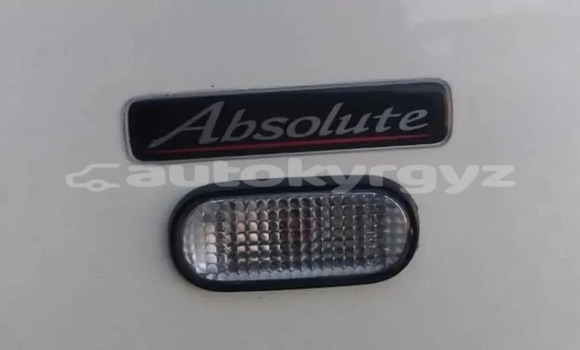 Buy Used Honda Odyssey White Car in Bishkek in Bishkek Buy Used Honda Odyssey White Car in Bishkek in Bishkek