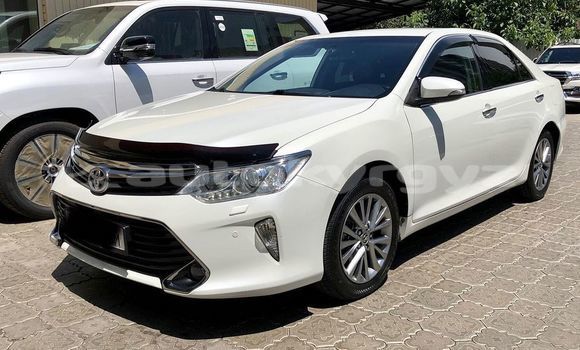 Buy Used Toyota Camry White Car in Bishkek in Bishkek Buy Used Toyota Camry White Car in Bishkek in Bishkek