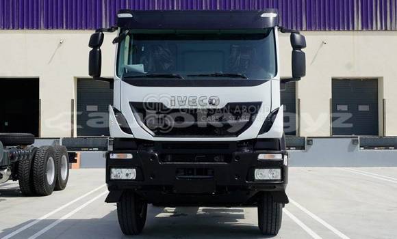 Buy New Iveco Trakker White Truck in Import - Dubai in Batken