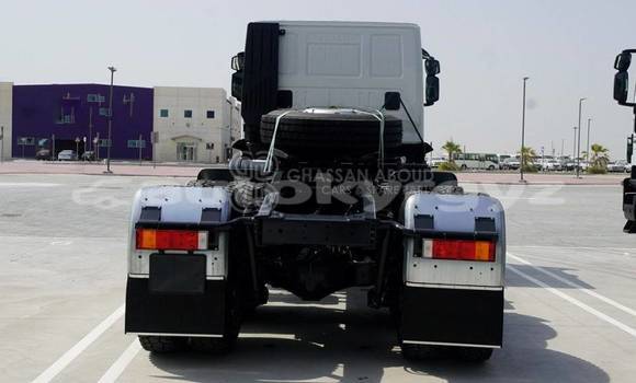 Buy New Iveco Trakker White Truck in Import - Dubai in Batken Buy New Iveco Trakker White Truck in Import - Dubai in Batken
