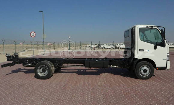 Buy New Hino 916 White Truck in Import - Dubai in Batken Buy New Hino 916 White Truck in Import - Dubai in Batken