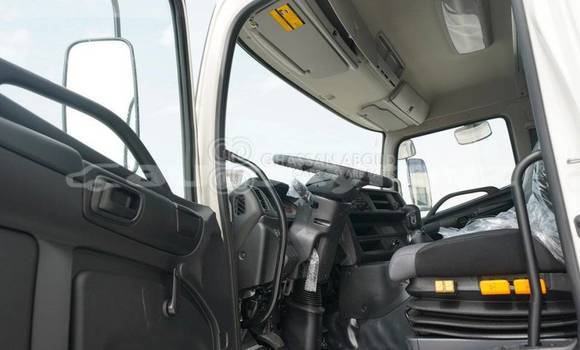 Buy New Hino SV White Truck in Import - Dubai in Batken Buy New Hino SV White Truck in Import - Dubai in Batken