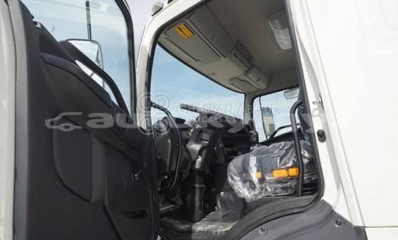 Buy New Hino ZS White Truck in Import - Dubai in Batken Buy New Hino ZS White Truck in Import - Dubai in Batken