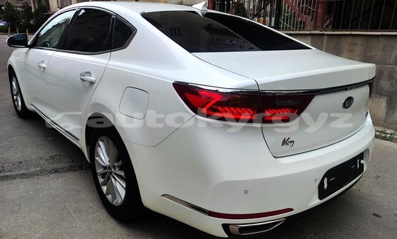 Buy Used Kia K7 White Car in Bishkek in Bishkek Buy Used Kia K7 White Car in Bishkek in Bishkek