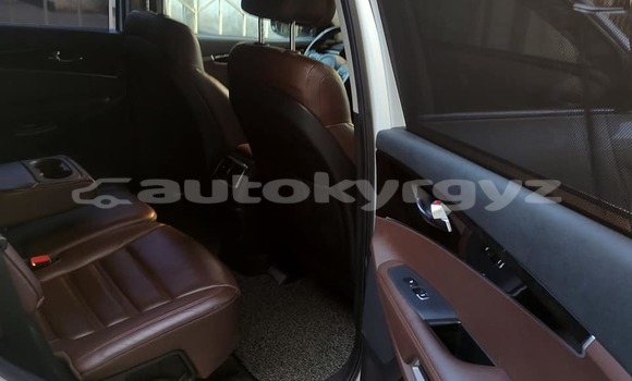 Buy Used Kia Sorento White Car in Bishkek in Bishkek Buy Used Kia Sorento White Car in Bishkek in Bishkek