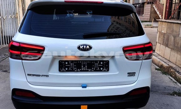 Buy Used Kia Sorento White Car in Bishkek in Bishkek Buy Used Kia Sorento White Car in Bishkek in Bishkek