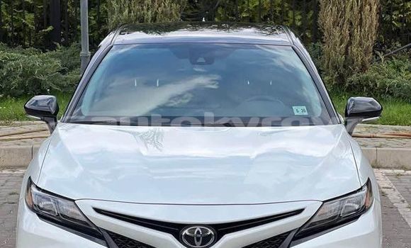 Buy Used Toyota Camry White Car in Bishkek in Bishkek Buy Used Toyota Camry White Car in Bishkek in Bishkek