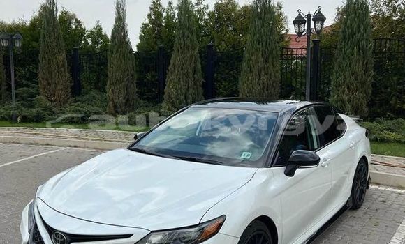 Buy Used Toyota Camry White Car in Bishkek in Bishkek Buy Used Toyota Camry White Car in Bishkek in Bishkek