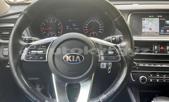 Buy Used Kia K5 White Car in Bishkek in Bishkek Buy Used Kia K5 White Car in Bishkek in Bishkek