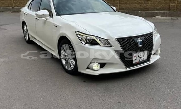 Buy Used Toyota Corolla White Car in Bishkek in Bishkek Buy Used Toyota Corolla White Car in Bishkek in Bishkek