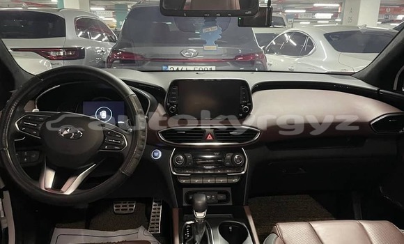 Buy Used Hyundai Azera White Car in Bishkek in Bishkek Buy Used Hyundai Azera White Car in Bishkek in Bishkek