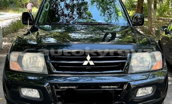 Buy Used Mitsubishi Montero Black Car in Bishkek in Bishkek