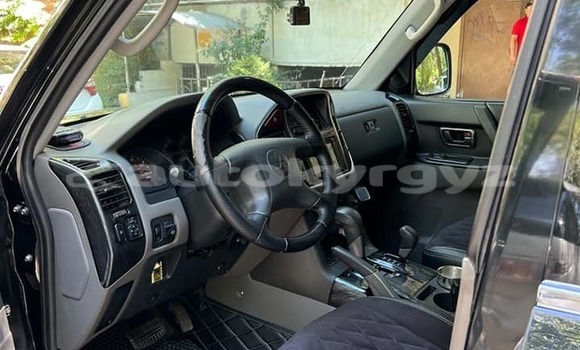 Buy Used Mitsubishi Montero Black Car in Bishkek in Bishkek Buy Used Mitsubishi Montero Black Car in Bishkek in Bishkek