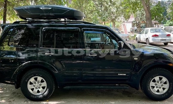Buy Used Mitsubishi Montero Black Car in Bishkek in Bishkek Buy Used Mitsubishi Montero Black Car in Bishkek in Bishkek