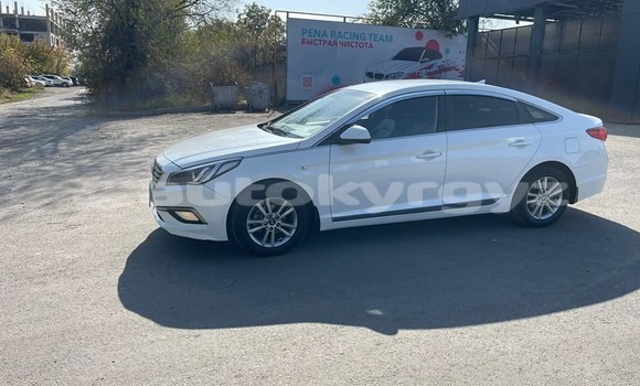 Buy Used Hyundai Santa Fe White Car in At–Bashi in Naryn Buy Used Hyundai Santa Fe White Car in At–Bashi in Naryn