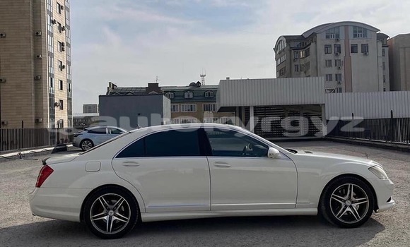 Buy Used Mercedes-Benz 290 White Car in Bishkek in Bishkek Buy Used Mercedes-Benz 290 White Car in Bishkek in Bishkek