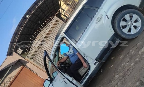 Buy Used Subaru Bighorn White Car in Bishkek in Bishkek Buy Used Subaru Bighorn White Car in Bishkek in Bishkek