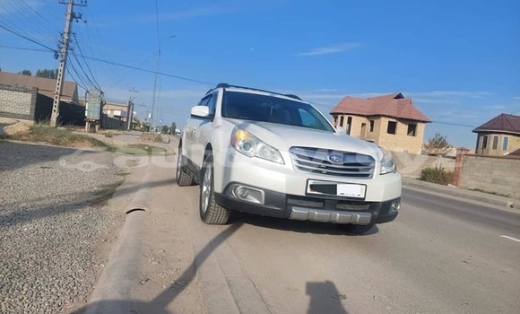 Buy Used Subaru Bighorn White Car in Bishkek in Bishkek Buy Used Subaru Bighorn White Car in Bishkek in Bishkek