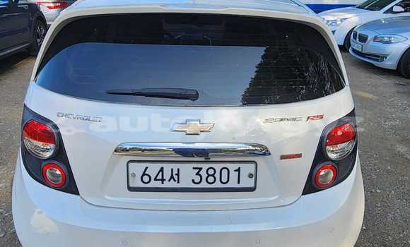 Buy Used Chevrolet Sonic White Car in Bishkek in Bishkek Buy Used Chevrolet Sonic White Car in Bishkek in Bishkek