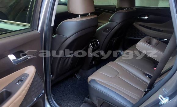 Buy Used Hyundai Santa Fe Black Car in Bishkek in Bishkek Buy Used Hyundai Santa Fe Black Car in Bishkek in Bishkek