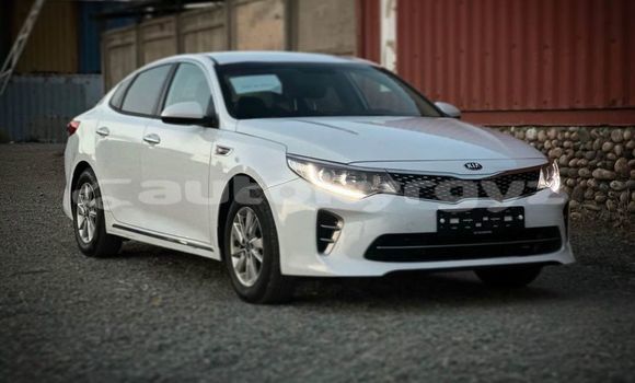 Buy Used Kia K5 White Car in Bishkek in Bishkek Buy Used Kia K5 White Car in Bishkek in Bishkek