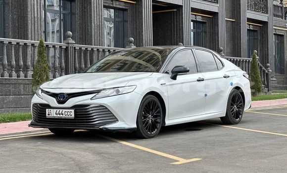 Buy Used Toyota Camry White Car in Bishkek in Bishkek Buy Used Toyota Camry White Car in Bishkek in Bishkek