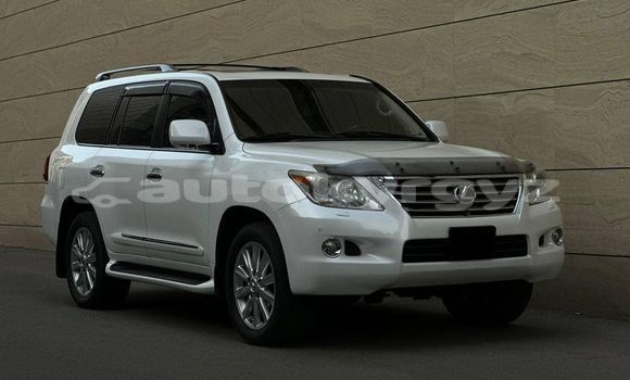 Buy Used Lexus LX 570 White Car in Bishkek in Bishkek Buy Used Lexus LX 570 White Car in Bishkek in Bishkek