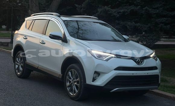 Buy Used Toyota RAV4 White Car in Bishkek in Bishkek Buy Used Toyota RAV4 White Car in Bishkek in Bishkek