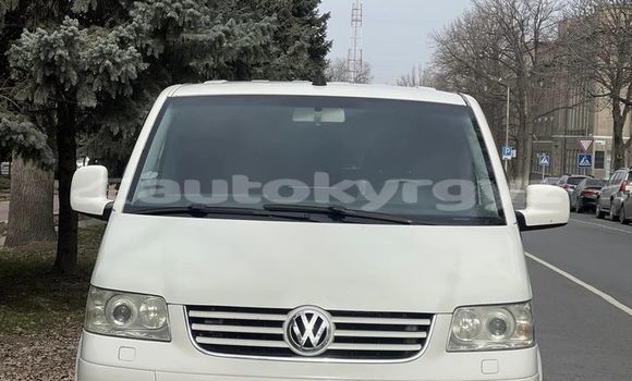 Buy Used Volkswagen Multivan White Car in Bishkek in Bishkek Buy Used Volkswagen Multivan White Car in Bishkek in Bishkek