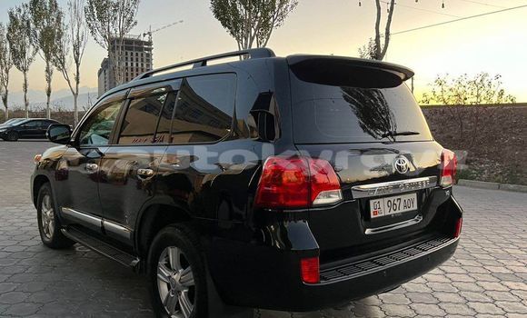 Buy Used Toyota Highlander Black Car in Bishkek in Bishkek Buy Used Toyota Highlander Black Car in Bishkek in Bishkek