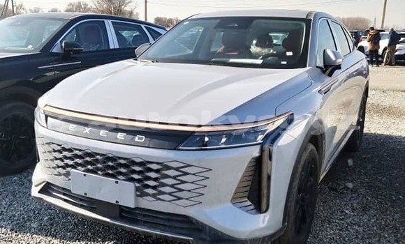 Buy Used Lexus RX White Car in Balykchy in Issyk-Kul Buy Used Lexus RX White Car in Balykchy in Issyk-Kul