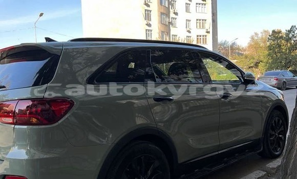 Buy Used Kia Sorento Other Car in Bishkek in Bishkek Buy Used Kia Sorento Other Car in Bishkek in Bishkek