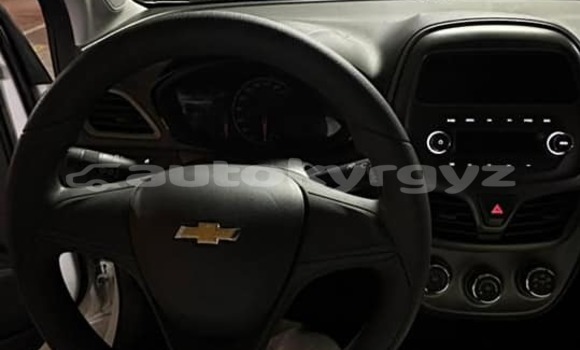 Buy Used Chevrolet Spark White Car in Bishkek in Bishkek Buy Used Chevrolet Spark White Car in Bishkek in Bishkek