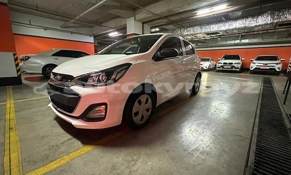 Buy Used Chevrolet Spark White Car in Bishkek in Bishkek Buy Used Chevrolet Spark White Car in Bishkek in Bishkek