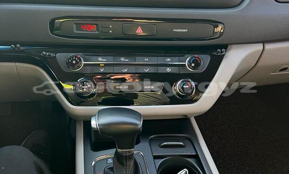 Buy Import Kia Carnival Silver Car in Bishkek in Bishkek Buy Import Kia Carnival Silver Car in Bishkek in Bishkek