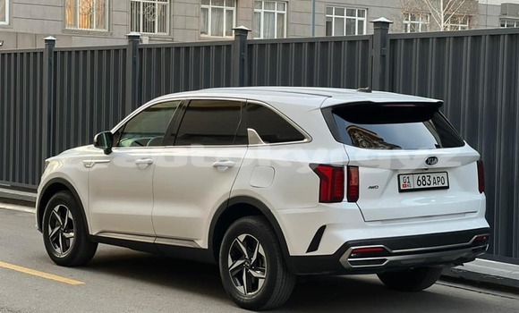 Buy Used Kia Sorento White Car in Ananyevo in Issyk-Kul Buy Used Kia Sorento White Car in Ananyevo in Issyk-Kul