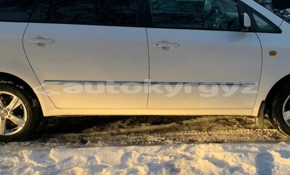 Buy Used Toyota Ipsum White Car in At–Bashi in Naryn Buy Used Toyota Ipsum White Car in At–Bashi in Naryn