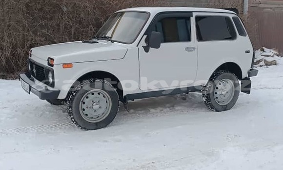 Buy Used Toyota Aurion White Car in Ananyevo in Issyk-Kul Buy Used Toyota Aurion White Car in Ananyevo in Issyk-Kul