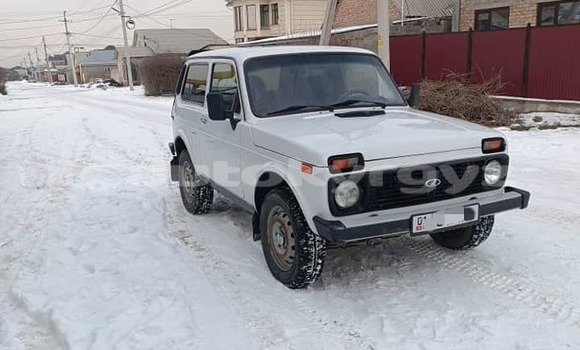 Buy Used Toyota Aurion White Car in Ananyevo in Issyk-Kul Buy Used Toyota Aurion White Car in Ananyevo in Issyk-Kul