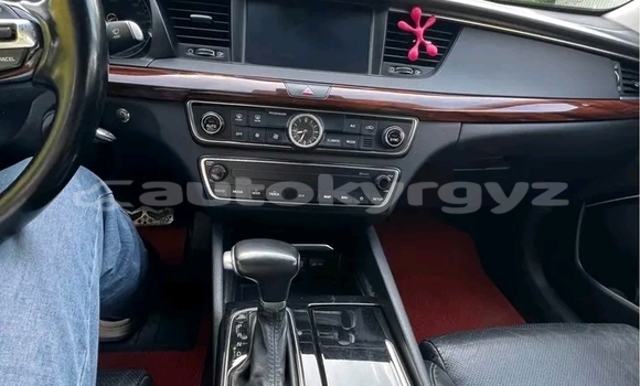 Buy Used Kia K7 Other Car in Bishkek in Bishkek Buy Used Kia K7 Other Car in Bishkek in Bishkek