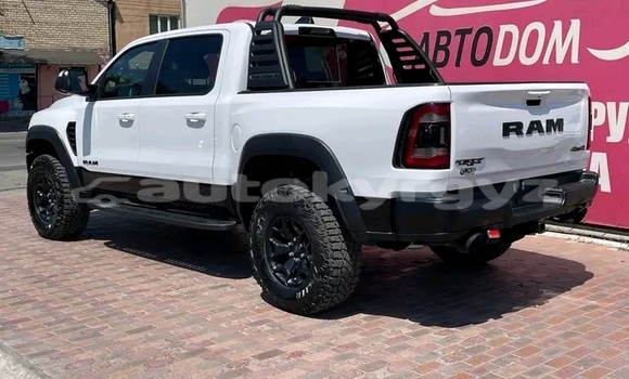 Buy Used Nissan 350Z White Car in Batken in Batken Buy Used Nissan 350Z White Car in Batken in Batken