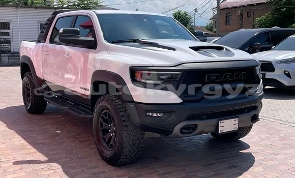 Buy Used Nissan 350Z White Car in Batken in Batken Buy Used Nissan 350Z White Car in Batken in Batken