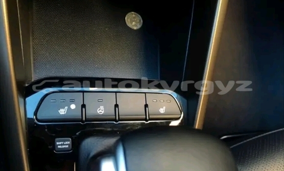 Buy Used Kia Stonic White Car in Batken in Batken Buy Used Kia Stonic White Car in Batken in Batken