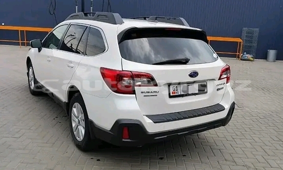 Buy Used Kia Stonic White Car in Batken in Batken Buy Used Kia Stonic White Car in Batken in Batken