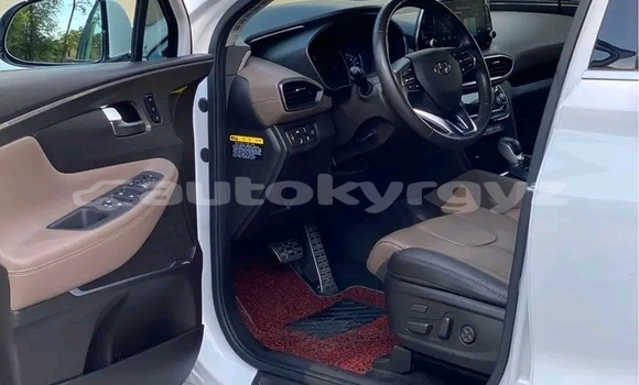 Buy Used Hyundai Santa Fe White Car in Batken in Batken Buy Used Hyundai Santa Fe White Car in Batken in Batken