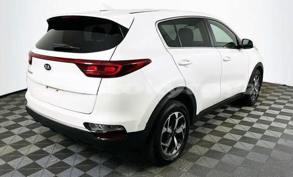 Buy Used Kia Sportage White Car in Ak–Terek in Issyk-Kul Buy Used Kia Sportage White Car in Ak–Terek in Issyk-Kul