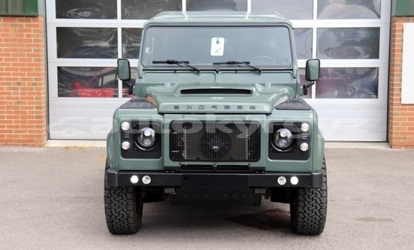Buy Used Land Rover Defender Green Car in Bishkek in Bishkek Buy Used Land Rover Defender Green Car in Bishkek in Bishkek
