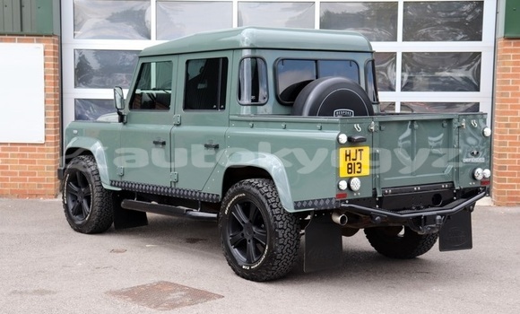 Buy Used Land Rover Defender Green Car in Bishkek in Bishkek Buy Used Land Rover Defender Green Car in Bishkek in Bishkek