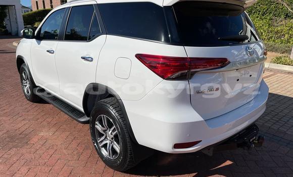Buy Used Toyota Fortuner White Car in Bishkek in Bishkek Buy Used Toyota Fortuner White Car in Bishkek in Bishkek